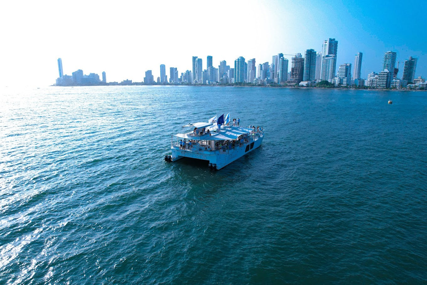 Atardecer Por La Bahía En El Catamarán Flamante - Cartagena 21.