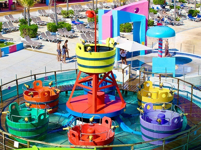 VENTURA PARK PLATINUM CANCUN